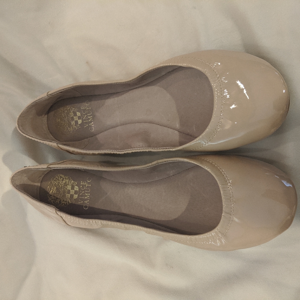 Vince Camuto Flats